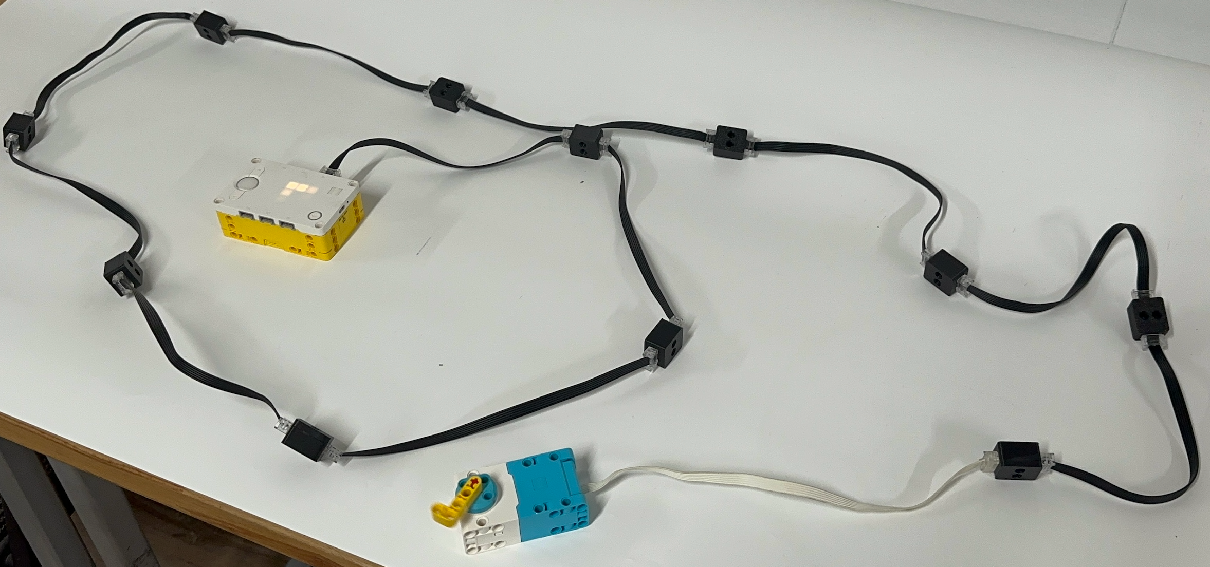 Spike Prime - Extender Cable and Port Expander combo
